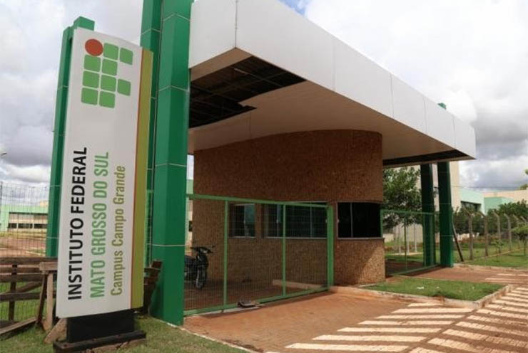 Covid em servidores faz IFMS suspender atividades presenciais em Campo Grande