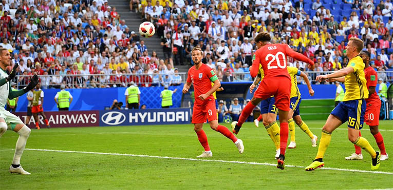 Inglaterra derrota a SuÃ©cia e volta Ã s semifinais de uma Copa 28 anos depois