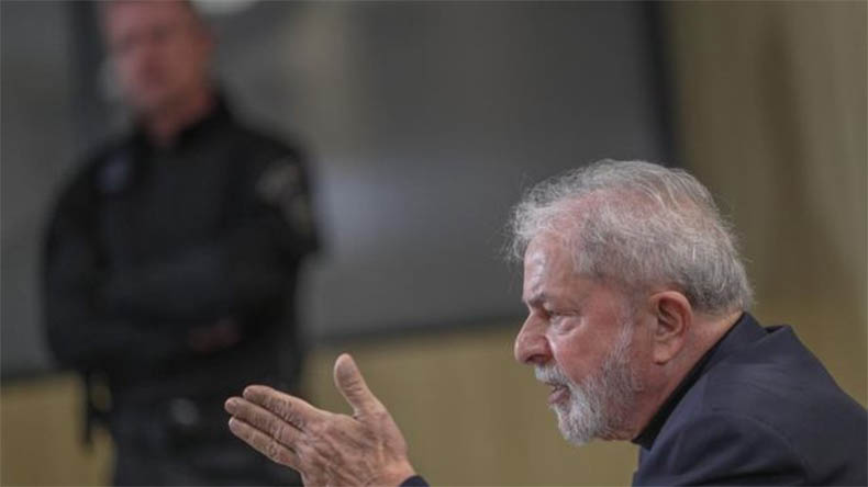 Procuradores da Lava Jato pedem Ã  JustiÃ§a regime semiaberto para Lula