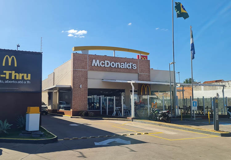 MacDonald's oferece mais de 40 vagas de emprego em Campo Grande