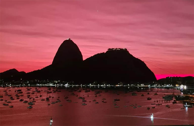 VulcÃ£o Tonga deixa cÃ©u 'rosado' no Rio