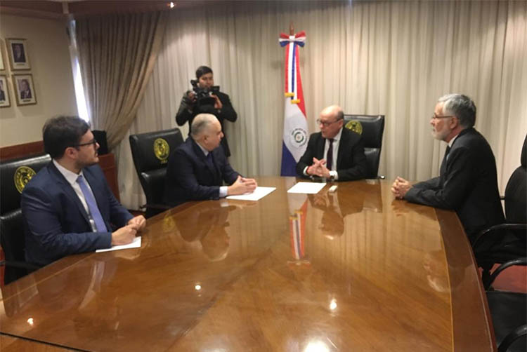 SÃ©rgio Martins convida presidente da Corte Suprema do Paraguai para evento em MS