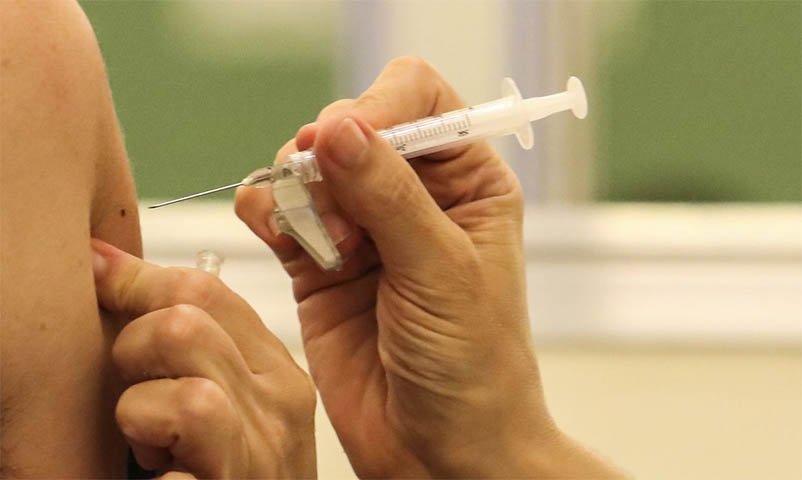 Brasil recebe da Pfizer primeiro lote de vacinas bivalentes contra variantes da covid-19