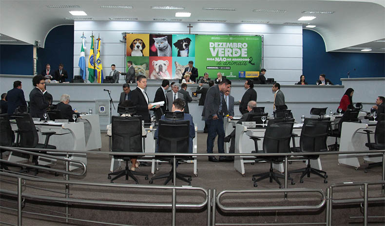 'Janela' para vereador trocar de partido vai reforÃ§ar base do prefeito na Capital