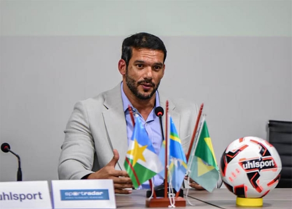 Dezenove federaÃ§Ãµes rompem com Ednaldo e jÃ¡ articulam novo nome para comandar a CBF
