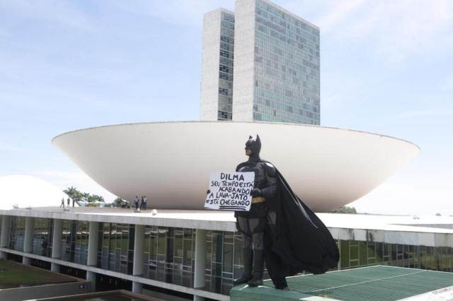 O protesto de "Batman" no Congresso