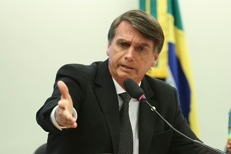 Bolsonaro diz que meta do MEC serÃ¡ 'formar cidadÃ£os e nÃ£o mais militantes'