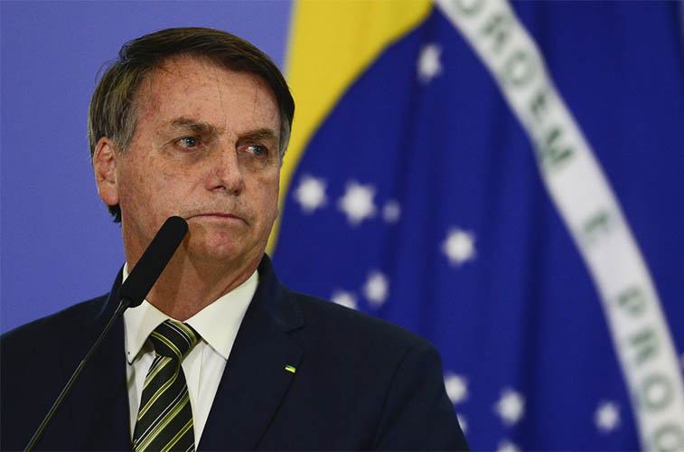 Bolsonaro veta projeto para plano de saÃºde cobrir tratamento domiciliar contra cÃ¢ncer