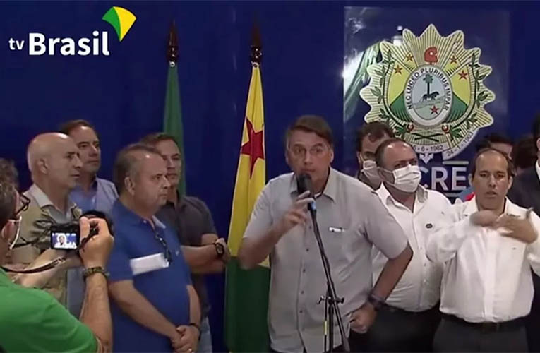 Prefeitura demite jornalista autor de pergunta que irritou Bolsonaro no Acre