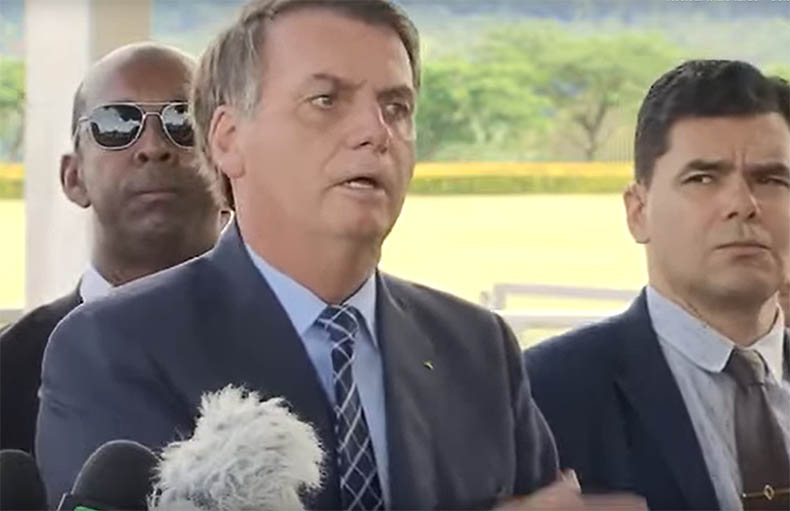 SÃ³ ministros poderÃ£o usar aviÃ£o da FAB, 'suplente e interino nÃ£o' diz Bolsonaro