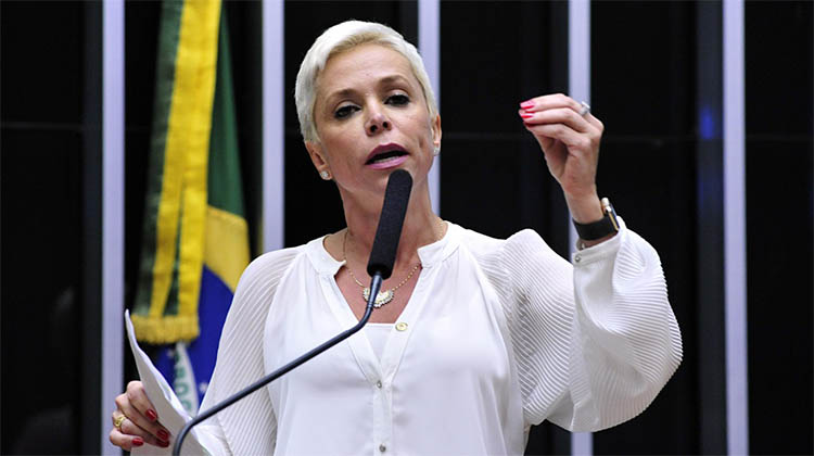 PTB desiste de Cristiane Brasil e jÃ¡ teria novo nome para MinistÃ©rio do Trabalho