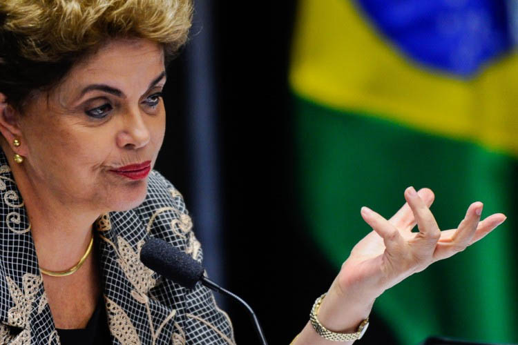 Mulher que acusou Dilma de matar soldado Ã© condenada a pagar R$ 30 mil Ã  petista
