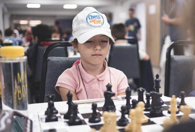 Menina de Campo Grande se classifica para trÃªs torneios internacionais de xadrez