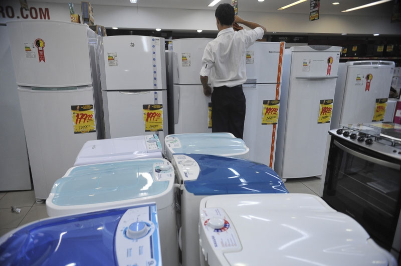 Governo reduz imposto de geladeiras, fogÃµes e mÃ¡quinas de lavar para aquecer economia