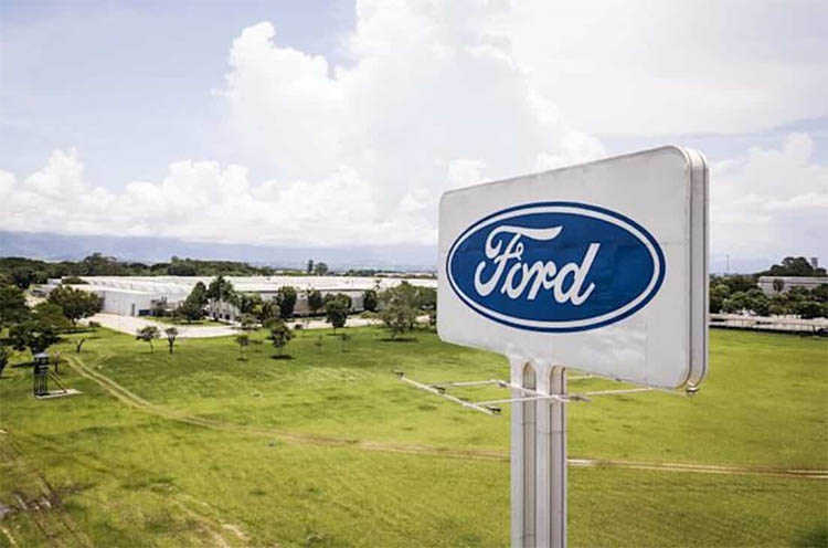 Ford anuncia venda da fÃ¡brica de TaubatÃ©