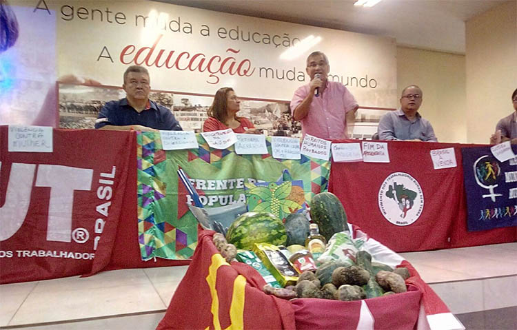 'Lula, Manoela e Ciro serÃ£o candidatos e nada vai nos separar', diz Gilberto Carvalho
