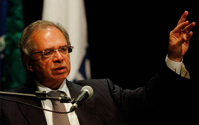 Governo 'bombar' empresas campeÃ£s na economia 'Ã© corrupÃ§Ã£o', diz Guedes