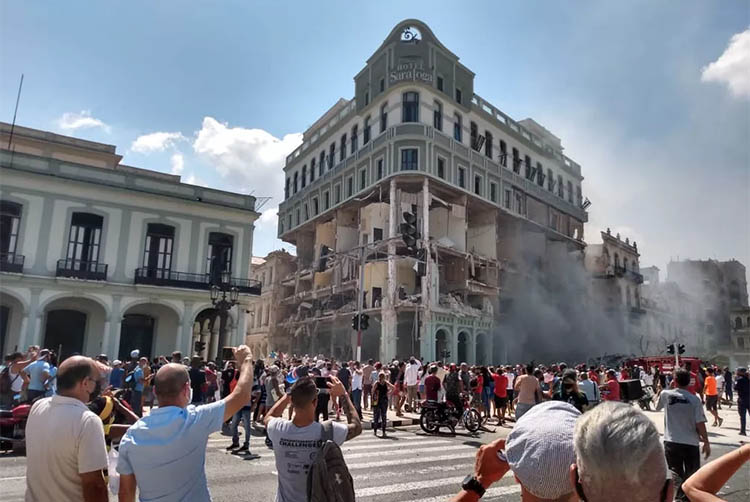 ExplosÃ£o, mortes e feridos em hotel de Cuba