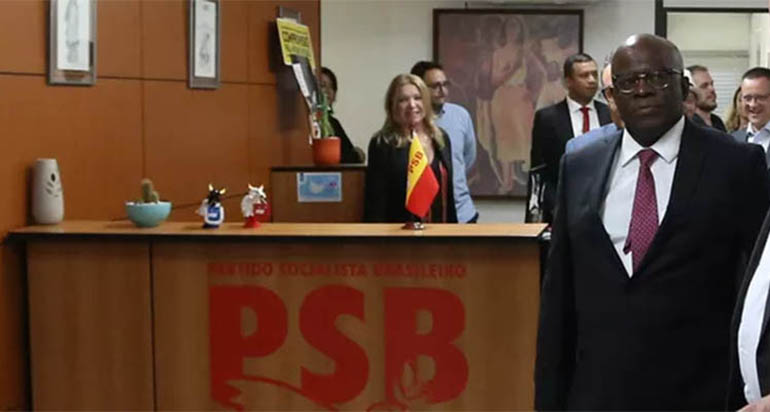 Fora da disputa, Joaquim Barbosa deve viajar para nÃ£o votar em ninguÃ©m