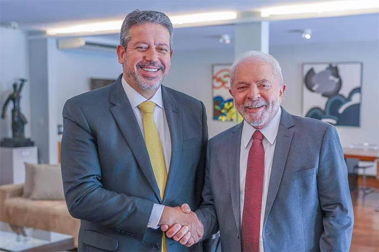 Lula entrega comando da Caixa ao CentrÃ£o
