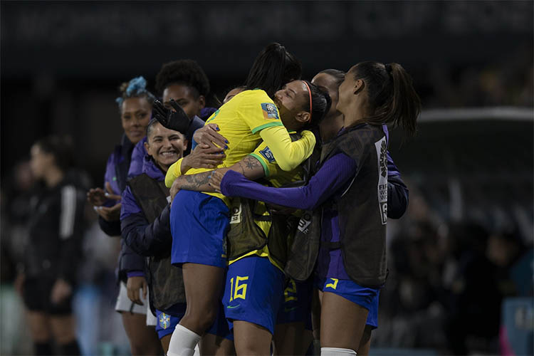 SeleÃ§Ã£o brasileira encara a FranÃ§a na manhÃ£ deste sÃ¡bado pela Copa do Mundo Feminina