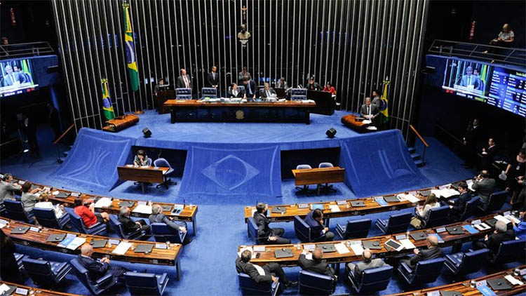 Congresso dÃ¡ aval Ã  intervenÃ§Ã£o no Rio