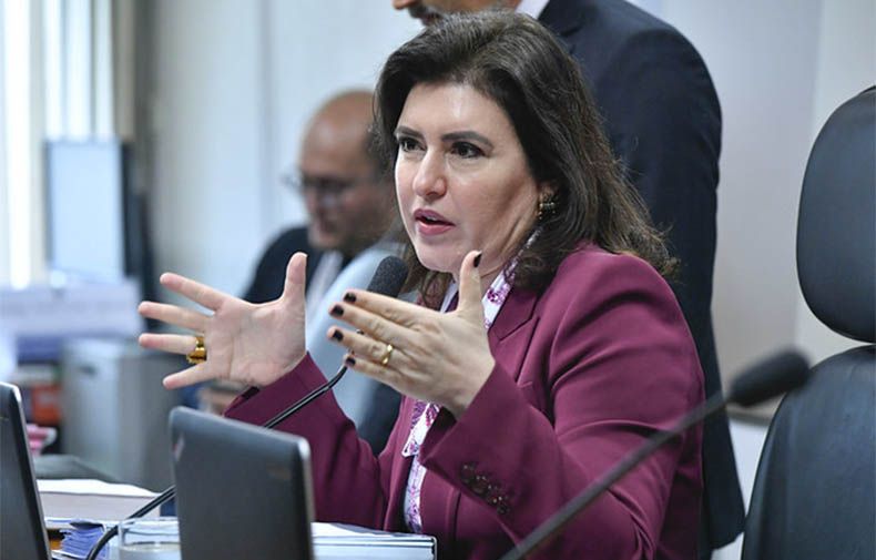 Simone Tebet diz 'sim' ao veto de Bolsonaro ao orÃ§amento impositivo