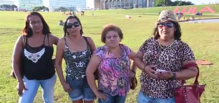 Professoras de MS dizem que foram Ã  BrasÃ­lia 'enganadas' para reforÃ§ar ato prÃ³-Dilma